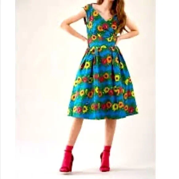 🌟NWT XL Emily and Fin Florence Dress Blazing Blooms - Picture 1 of 7